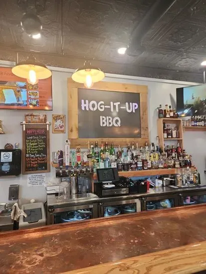 Hog-it-up BBQ, Bar & Saloon