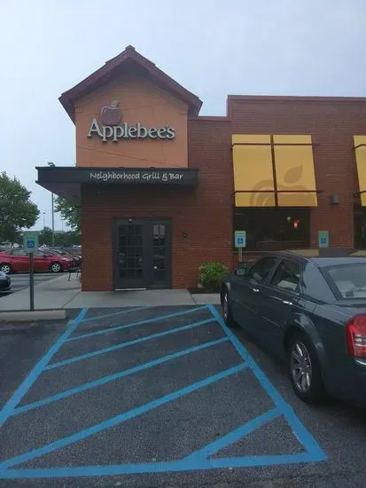 Applebee's Grill + Bar