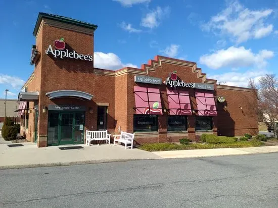 Applebee's Grill + Bar