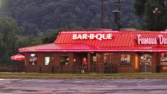 Famous Dave's Bar-B-Que