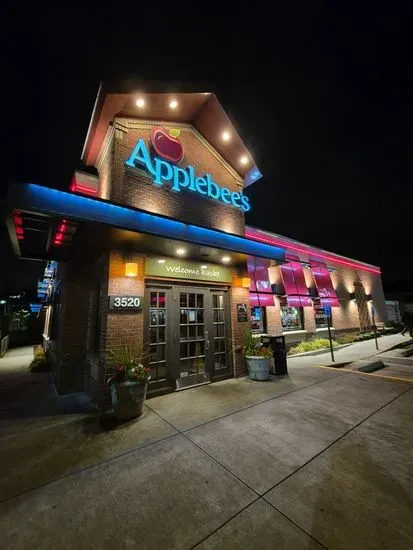 Applebee's Grill + Bar