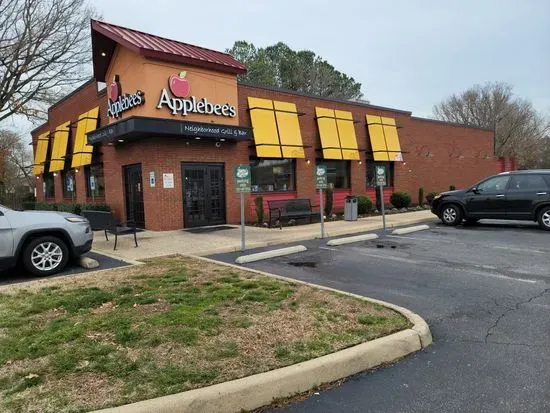 Applebee's Grill + Bar