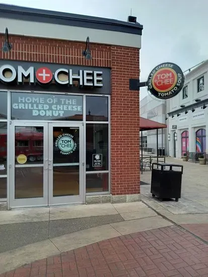 Tom & Chee