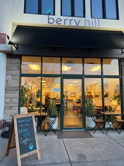 Berry Hill - Açaí Bowls and Smoothies