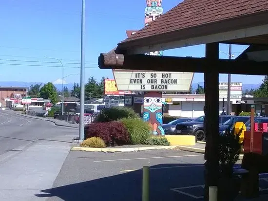 Totem Family Dining