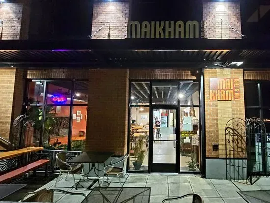 Maikham Restaurant