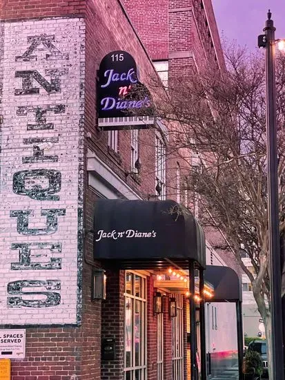 Jack n' Diane's Dueling Pianos