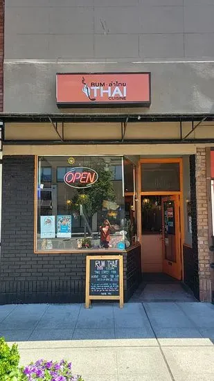 Rum Thai Cuisine