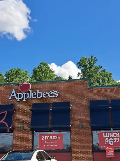 Applebee's Grill + Bar