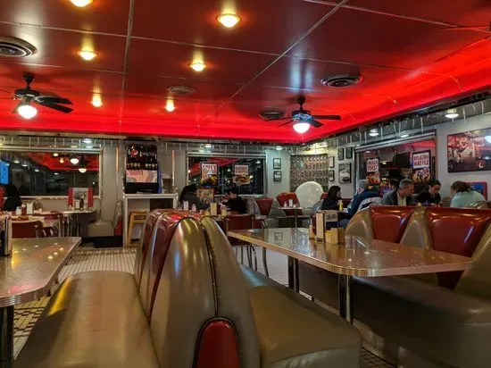 Tito's Diner