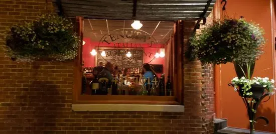 Tenuta's Italian Restaurant