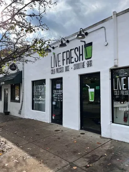 Live Fresh Cold Pressed Juice + Smoothie Bar