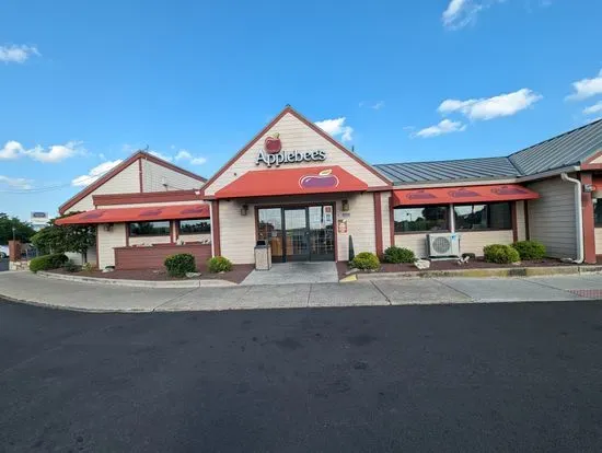 Applebee's Grill + Bar