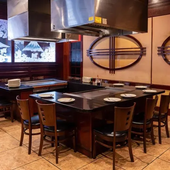 Saga Hibachi Steakhouse & Sushi Bar