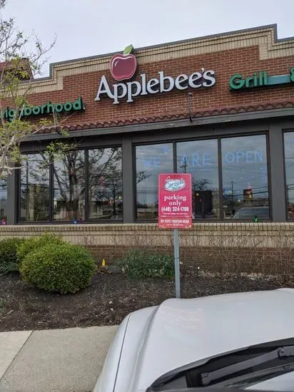 Applebee's Grill + Bar