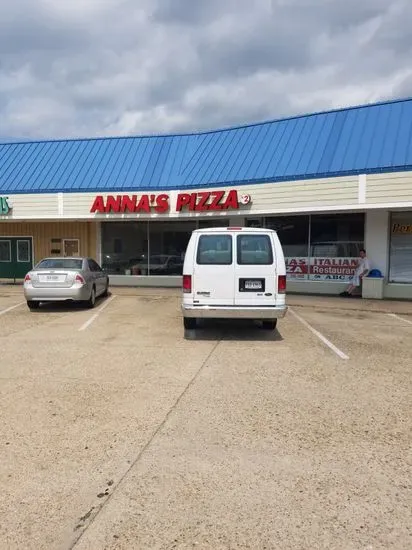 Anna's Pizza