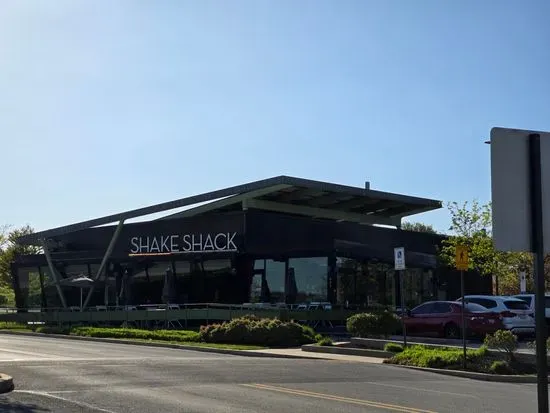 Shake Shack KOP - Outside of Mall