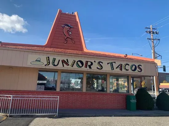 Junior's Tacos