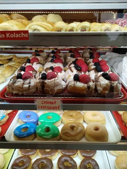 Cabot Donuts