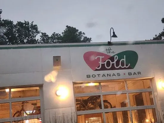 The Fold: Botanas & Bar