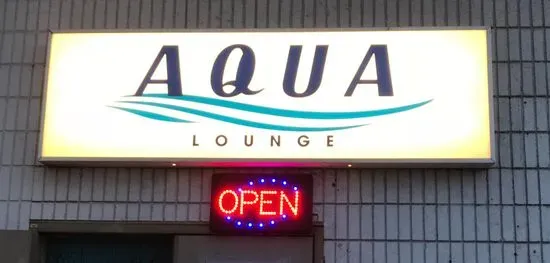 Aqua Lounge