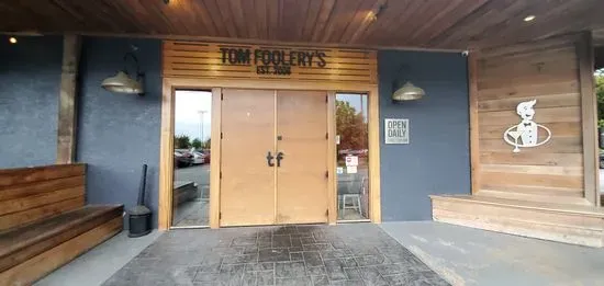 Tom Foolery's Restaurant & Bar