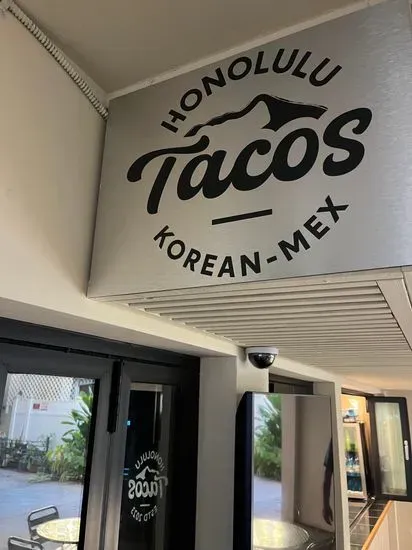 HONOLULU TACOS AT ROYAL HAWAIIAN