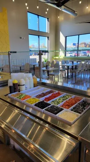 Paizi's Gyros Mediterranean Grill
