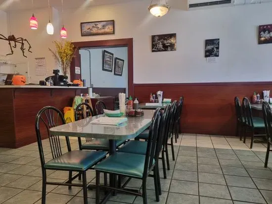 Phở Trí Vietnamese Restaurant