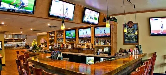 Taphouse Pub & Eatery | Downtown Boise