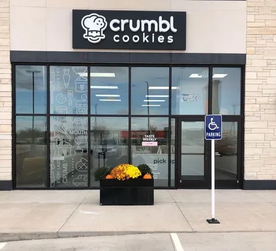 Crumbl - Cedar Rapids