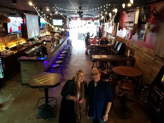 Maggie May's Saloon