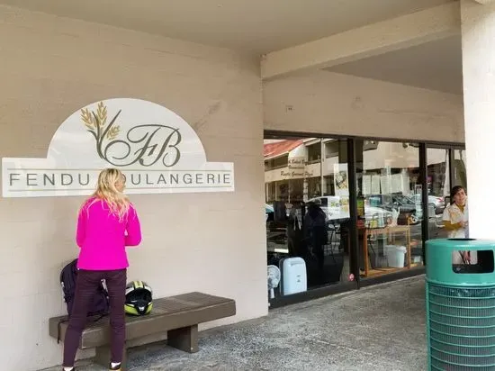 Fendu Boulangerie