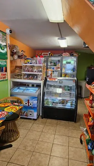 EL AVENTURERO TAQUERIA AND DELI