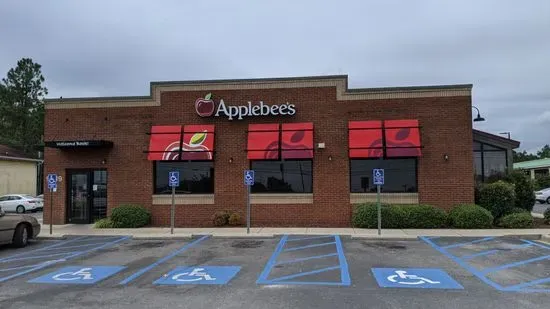 Applebee's Grill + Bar