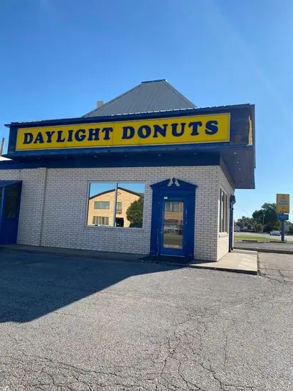 Daylight Donuts