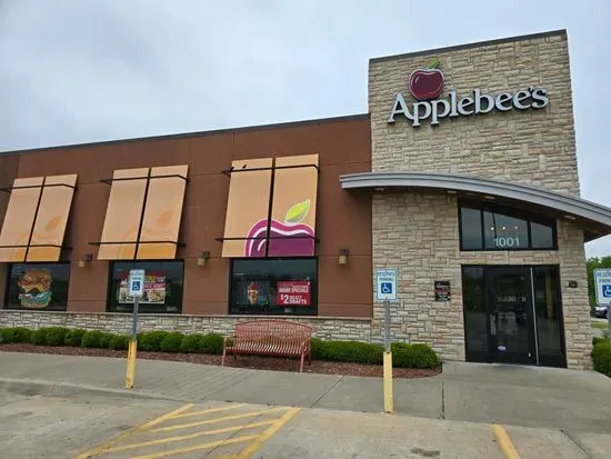 Applebee's Grill + Bar