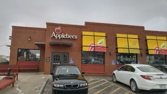 Applebee's Grill + Bar