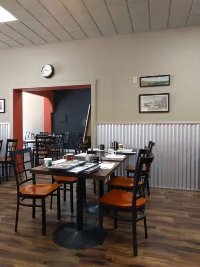 The Klamath Grill
