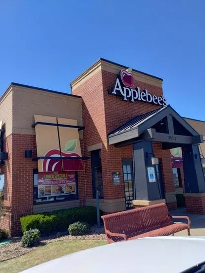 Applebee's Grill + Bar