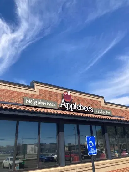 Applebee's Grill + Bar