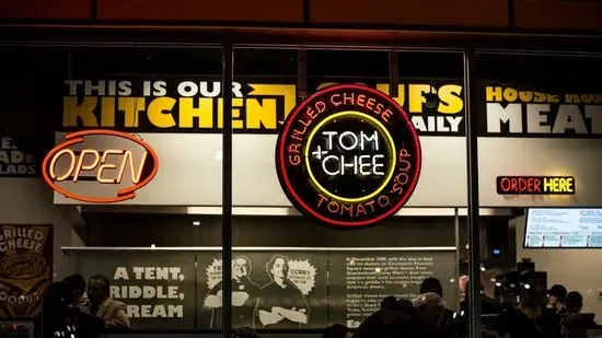 Tom & Chee