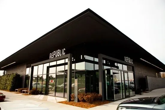 Republic Gastropub