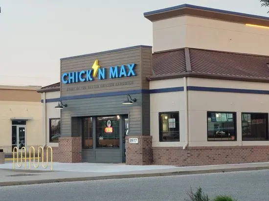 Chick N Max