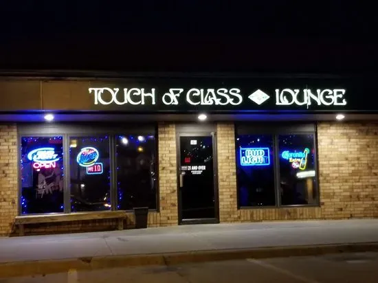 Touch of Class Lounge