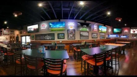 Longnecks Sports Grill