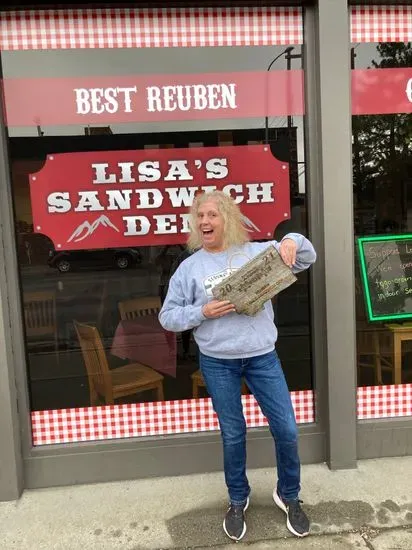 Lisa's Sandwich Den