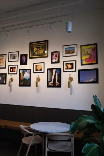 Redtree Coffee and Art