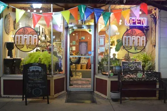 Mana Bar: Exotic Beverage Lounge