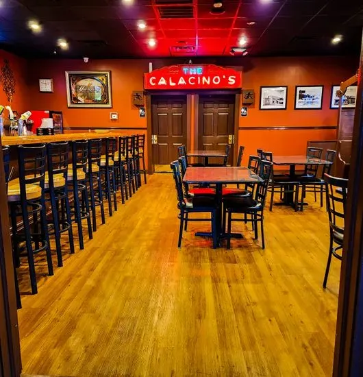 Calacinos Pizzeria and Sports Bar